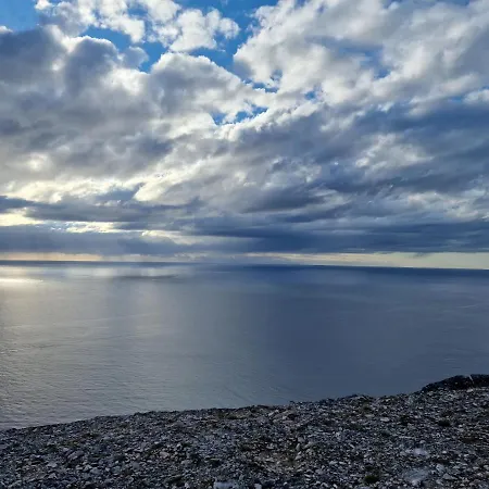 Nord Hus Service As, Nr 1 公寓 Havøysund